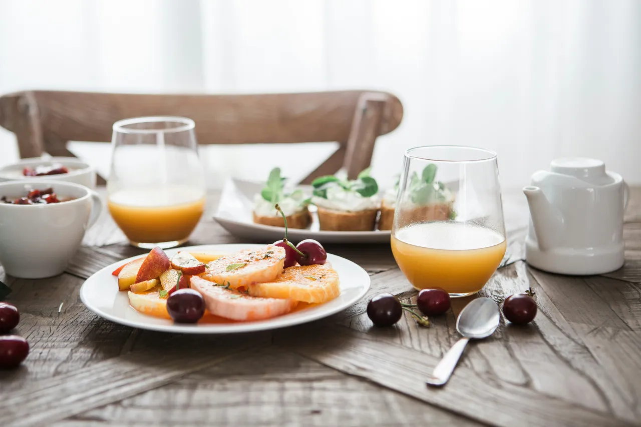 Glicemia alta al mattino: ecco cosa mangiare a colazione Glicemia alta al mattino: ecco cosa mangiare a colazione