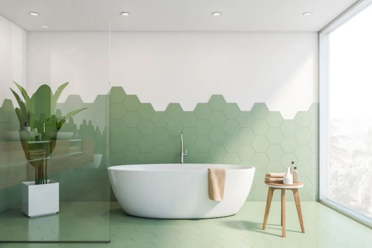 Bagno sempre luminoso senza cambiare piastrelle: la strategia dei designer per l’estate Bagno sempre luminoso senza cambiare piastrelle: la strategia dei designer per l’estate