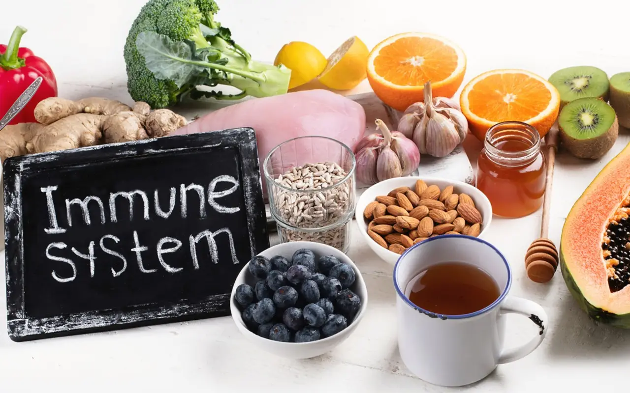 Come rafforzare il sistema immunitario in estate: i 4 superfood consigliati dagli esperti a giugno Come rafforzare il sistema immunitario in estate: i 4 superfood consigliati dagli esperti a giugno